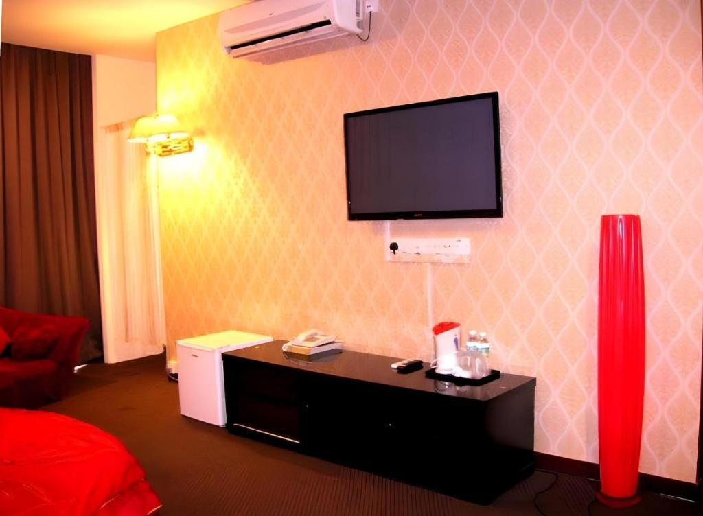 Paragon City Hotel Ipoh Exterior photo
